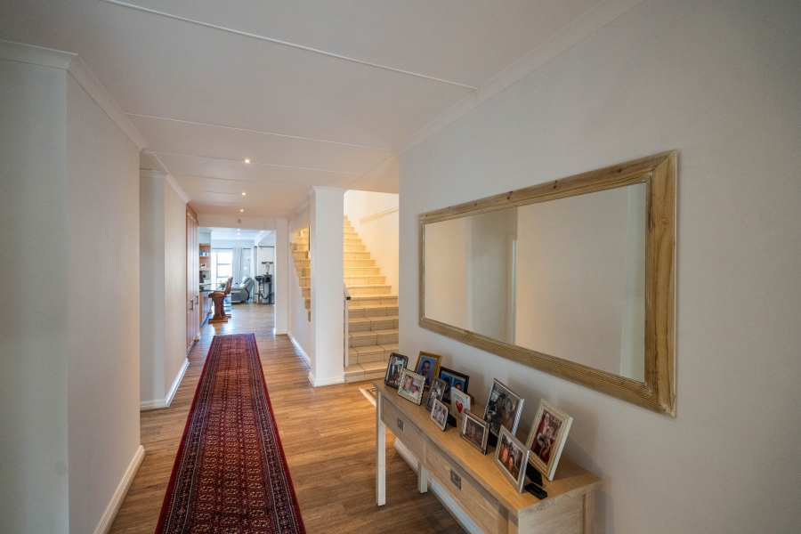 6 Bedroom Property for Sale in Royal Alfred Marina Eastern Cape